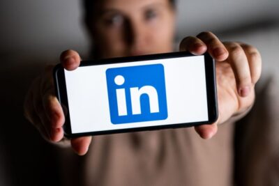 Mantén tu perfil profesional en LinkedIn actualizado